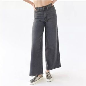 BDG High Rise Wide Leg Jeans | 28 | Black